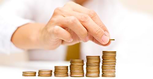 Buyer credit process illustration showing importer, exporter, and international bank financing trade transaction